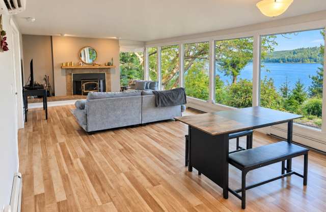 Waterfront Living on Totten Inlet – 1.35 Acres + Private Beach Gallery 3