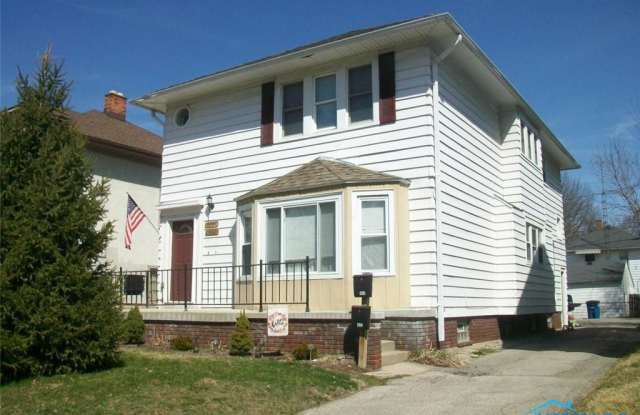 1432 Rollins Road - Upper photos photos