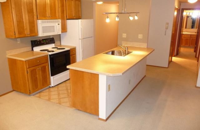 14) 7201 6th photos photos