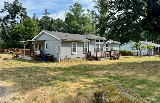 Rural 3 Bed/2 Bath with Office and Large Lot! photos photos