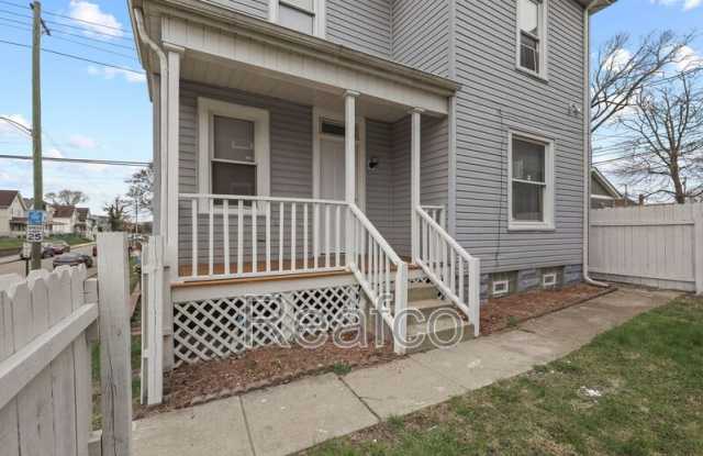 831 Studer Ave photos photos