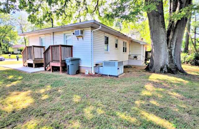 A2(Sur-2) 4321 Arlington Court  NW Huntsville Al Gallery 4