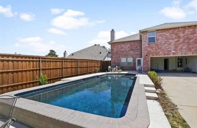 1327 Shelborn Drive Gallery 3