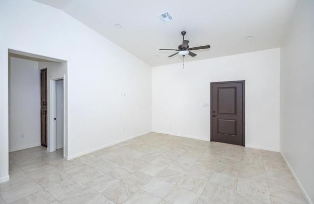 12596 E 51 Lane Gallery 4