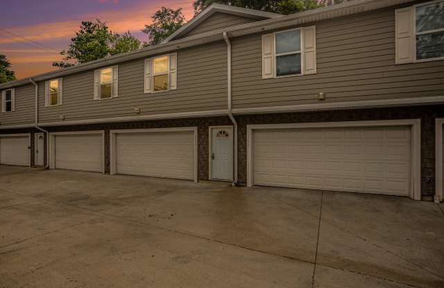 2621 Redwood Ave photos photos