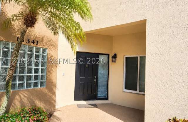 16341 Malibu Dr Gallery 2