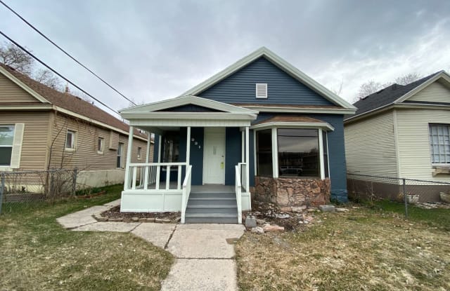 921 W 300 S - 921 300 South, Salt Lake City, UT 84104