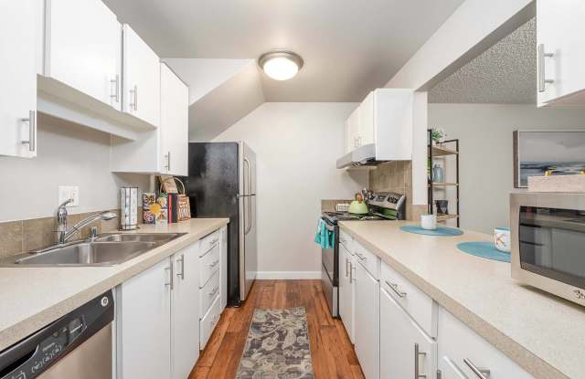 The Regent at Bellevue Way Apartments Gallery 2