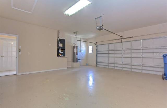 12715 ASTON CREEK DRIVE Gallery 4