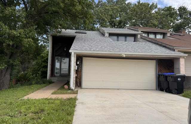 2502 Sw 30th St photos photos