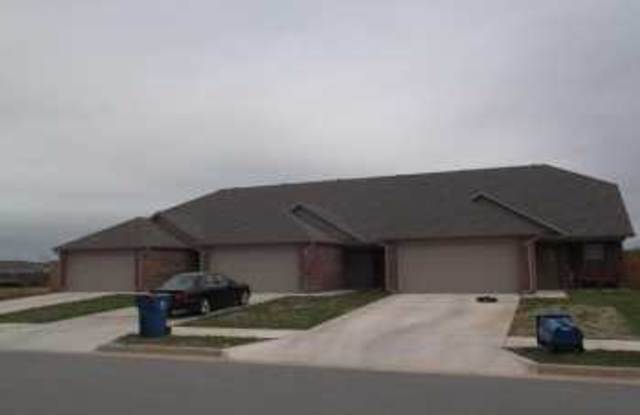 4300 SW Chapelstone Ave - 1 photos photos