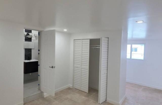 9330 SW 24th St photos photos