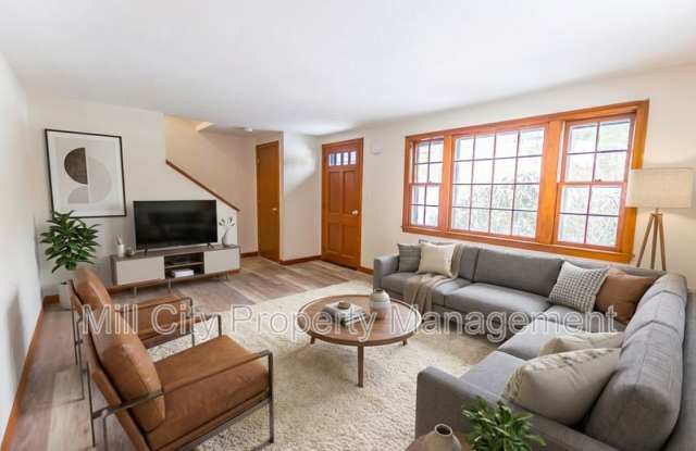 64 South Road - A photos photos