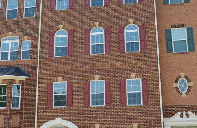 21576 ZUKNICK TER - 21576 Zuknick Terrace, Ashburn, VA 20147