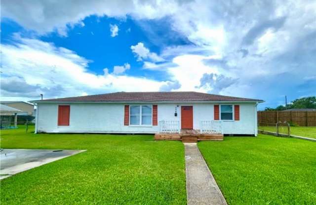 743 Bellanger St photos photos