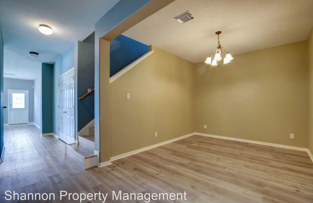 2939 Meadowglen Crest Gallery 3