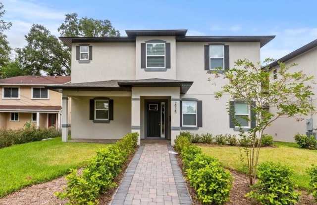 2925 E CENTRAL BOULEVARD - 2925 East Central Boulevard, Orlando, FL 32803