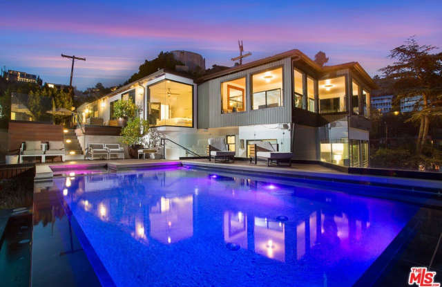 1733 SUNSET PLAZA Dr photos photos