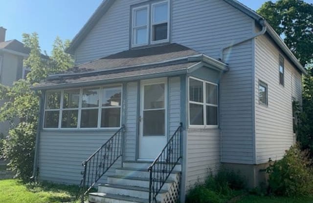 246 Rose Ave - 246 Rose Avenue, Fond du Lac, WI 54935