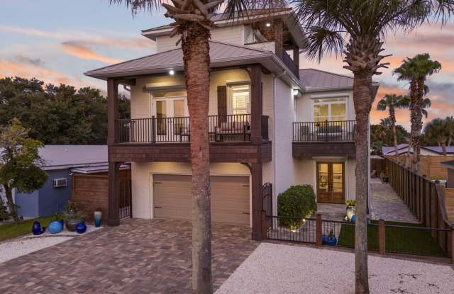 407 Petrel Street photos photos