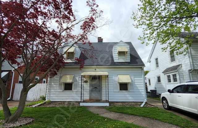 Beautiful 3 Bedroom Home for Rent - 434 California Boulevard, Toledo, OH 43612