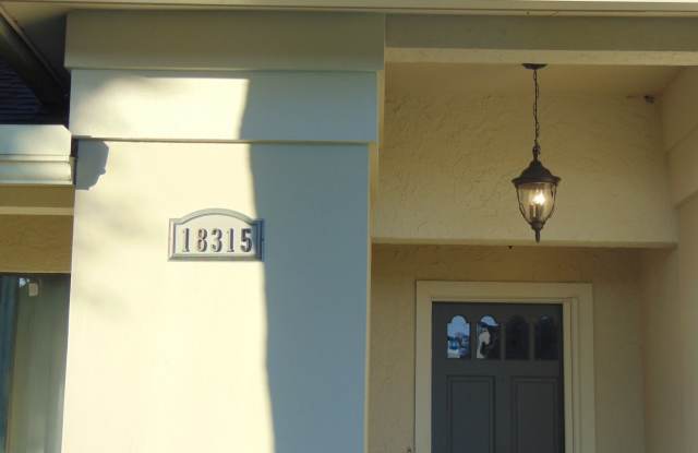 18315 Cypress View Way Gallery 3