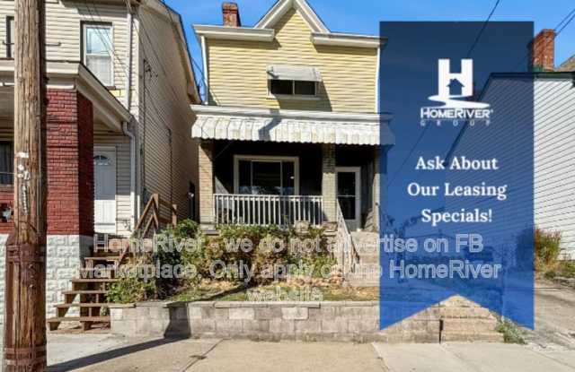 2811 Cobden St photos photos