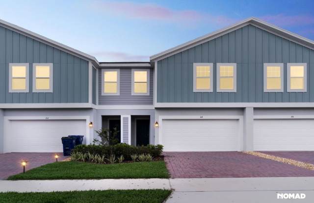 Spacious 4BR Townhome in Groveland photos photos