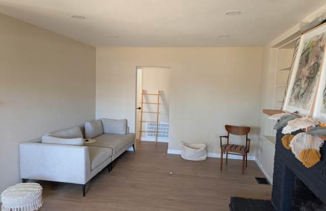 7127 Saranac Street photos photos