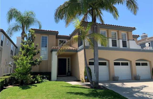 22631 Hazeltine - 22631 Hazeltine, Mission Viejo, CA 92692