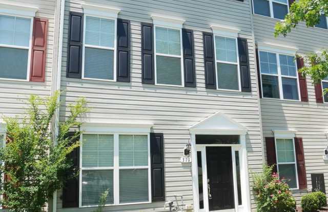Stunning 3 Bedroom Townhouse Easton, MD photos photos