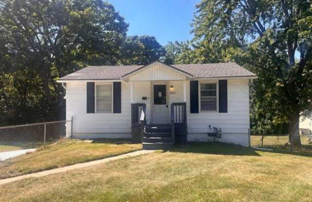 822 South Carlisle Avenue - 822 South Carlisle Avenue, Independence, MO 64054