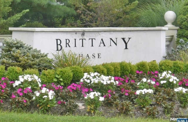 602 Brittany Drive Gallery 1