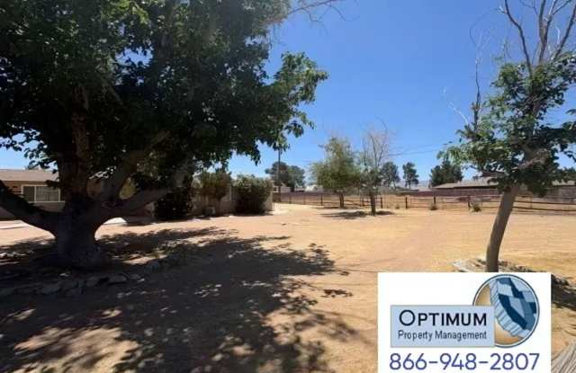 Charming Apple Valley Home on a Spacious Lot photos photos Charming Apple Valley Home on a Spacious Lot photos photos