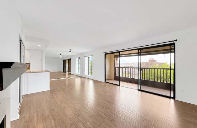 Incredible 2BD/2.5BA w/Ocean Views and Across the Street From Torrey Pines Beach! photos photos