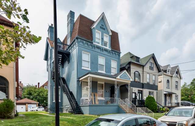 310 Amber Street photos photos
