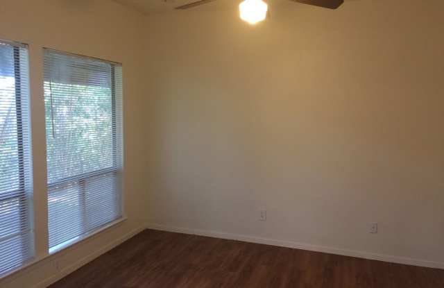 2612 San Pedro Unit 102 Gallery 4