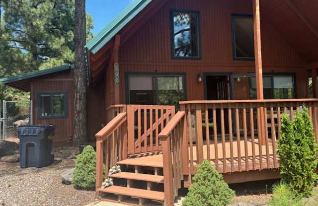 Fully Furnished In Munds Park - 690 Trout Creek Road, Munds Park, AZ 86017