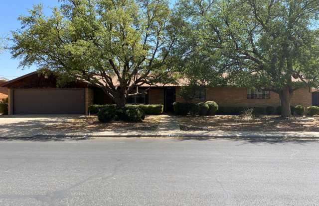 This one has it all! Spacious 3-Bedroom Home in a Great Location! photos photos This one has it all! Spacious 3-Bedroom Home in a Great Location! photos photos
