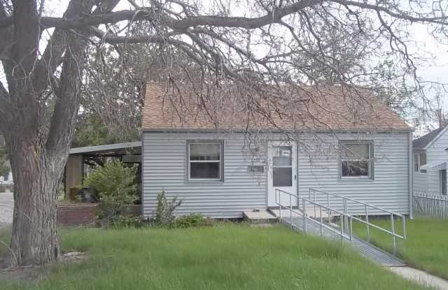2200 Garrett Gallery 1