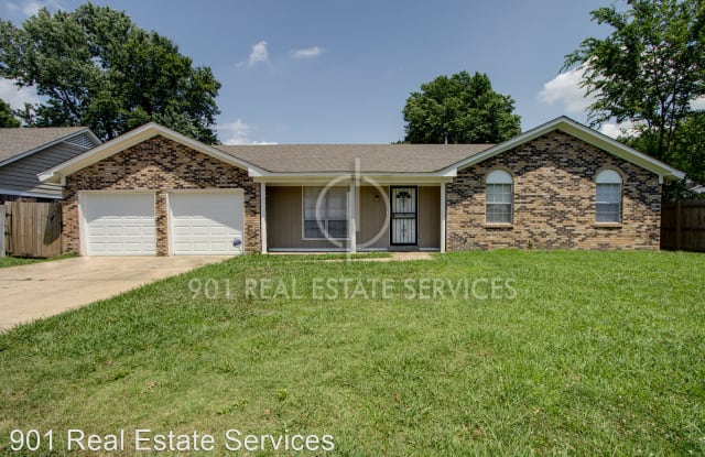 2906 South Mendenhall Road - 2906 South Mendenhall Road, Memphis, TN 38115