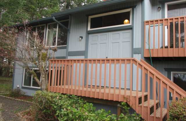 10918 Moller Dr. NW - 10918 Moller Drive Northwest, Maplewood, WA 98332