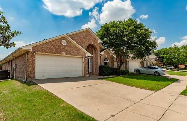 8861 Sunset Trace Drive Gallery 2