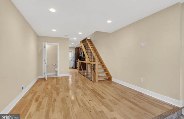 1237 N HOLLYWOOD Street photos photos