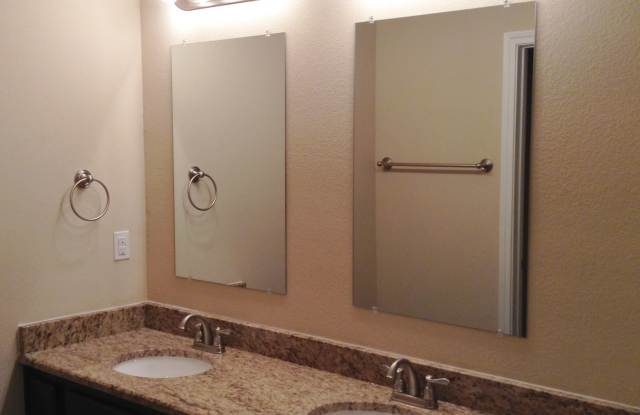 1632 Village Park Trail Gallery 3
