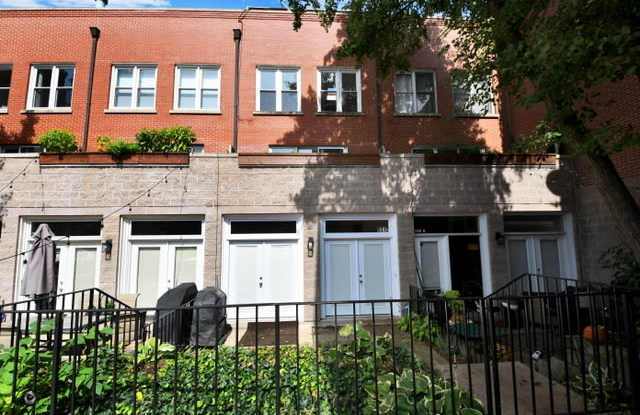931 North Racine Avenue - 931 North Racine Avenue, Chicago, IL 60642