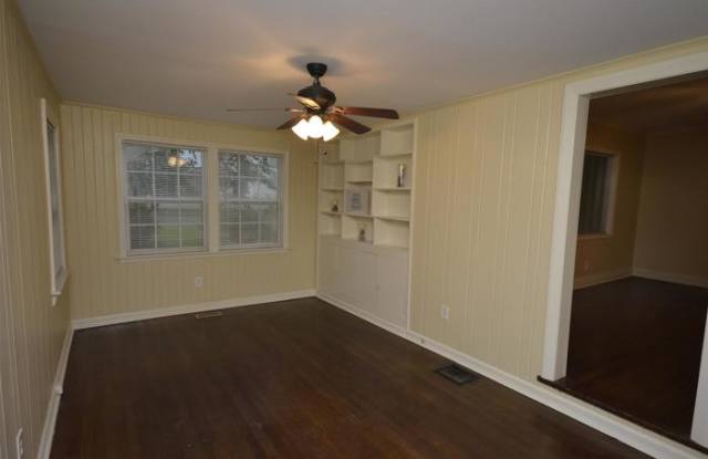 1225 Graymont Drive Southwest Gallery 4