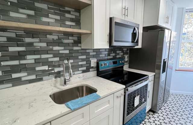 623 S 4TH Street unit: 3 photos photos