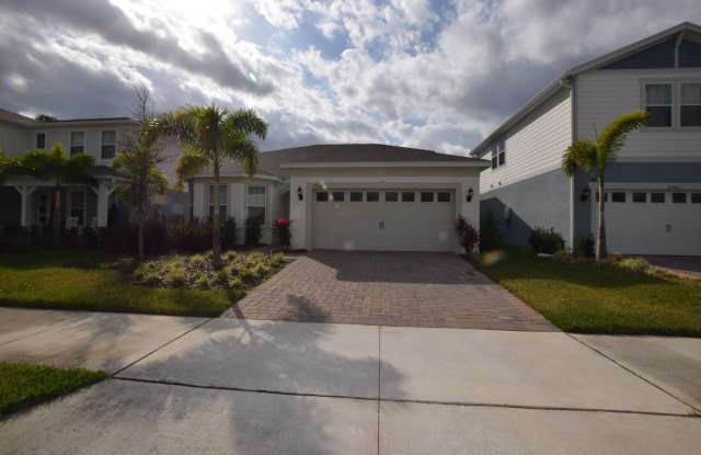 Beautiful 4 Bedroom, 3 Baths Single Family Home For Rent at 15966 Winding Bluff Dr. Montverde Fl. 34756 photos photos
