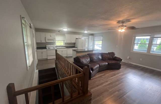 West Side Iowa City Home Near UIHC & Kinnick |  Large Deck, Private Yard & Parking Gallery 1